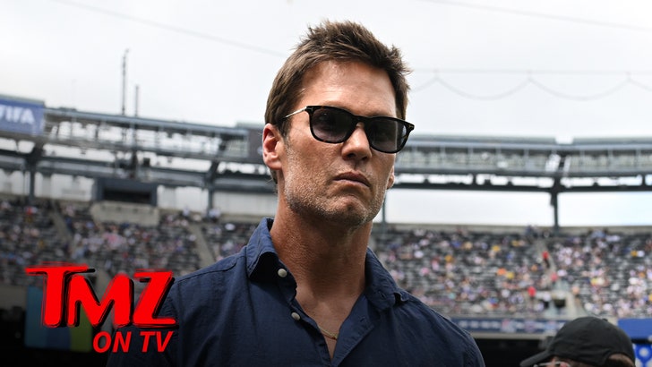 f3c9bb9e7de24fad856be3c2f47290e2_md 082925_tv_brady_kal