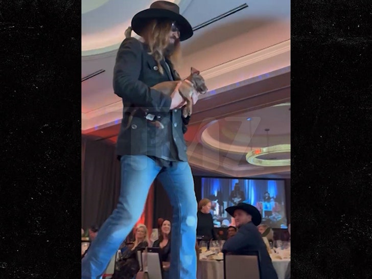 f42170cc27574d4e9a396353edfb429c_md 020225-billy-ray-cyrus-primary-5