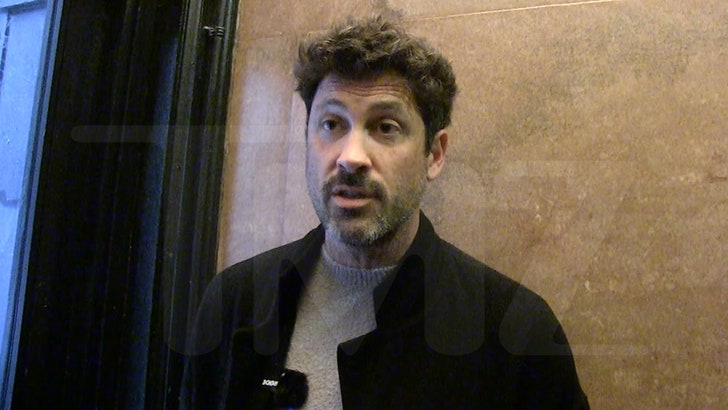 f89e87cd45db4afc8b5a7feb36bbbe8a_md 030625_maksim_chmerkovskiy_kal