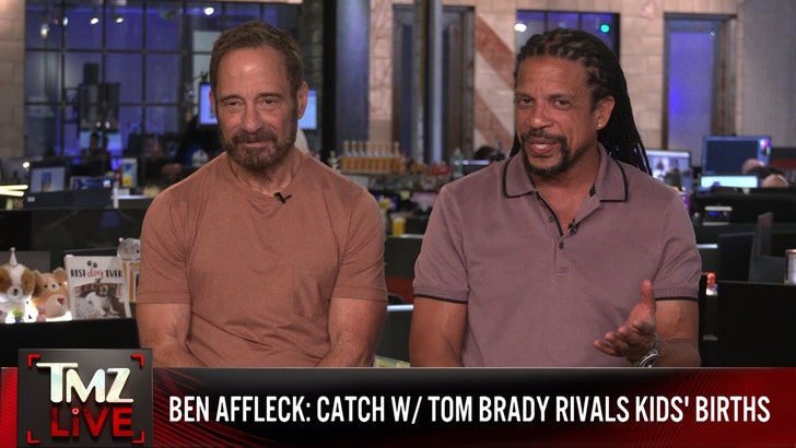faee6e963a144a469810c2f4e3cb868f_md 043025_tmz_live_affleck_kal