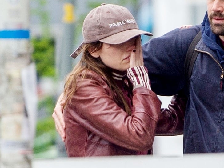 0414-Aimee-Lou-Wood-Crying-SUB-3