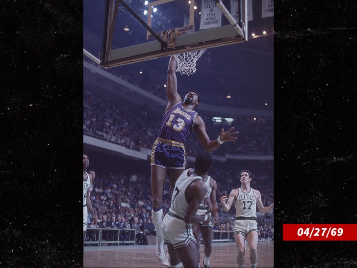 Wilt-Chamberlain-getty-1