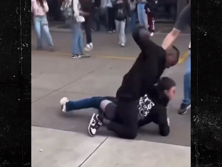 fc82d603b96f4e5ea15fa771ae04d0b8_md 033125-high-school-fight-punches-v1