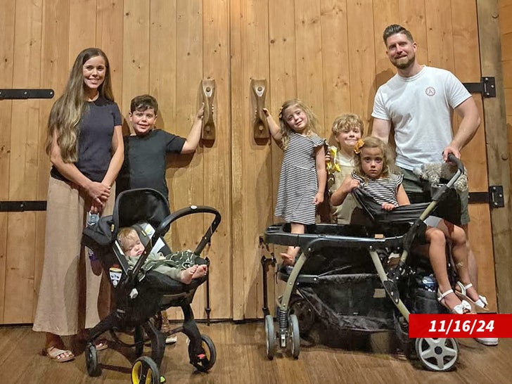 fd3124f99716487dbbf90e31fb10b378_md jessa duggar seewald family sub instagram swipe