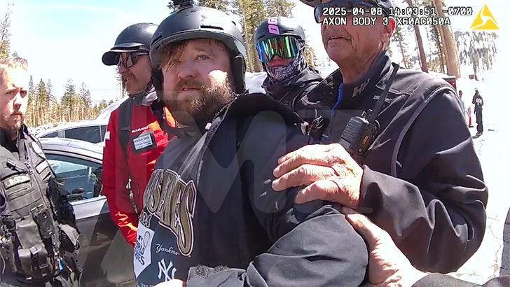 fd79c253bdf74b1192ffe96f06482cd5_md haley-joel-osmen-slur-nazi-kal-v2-04-17-2025