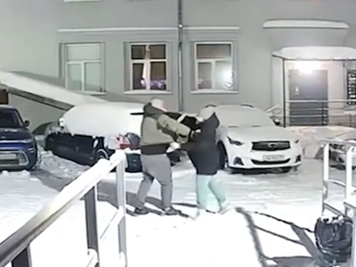 fe9a28d81e87461a8410d9566a4e584d_md 013125_cheating-husband_russia-sg5