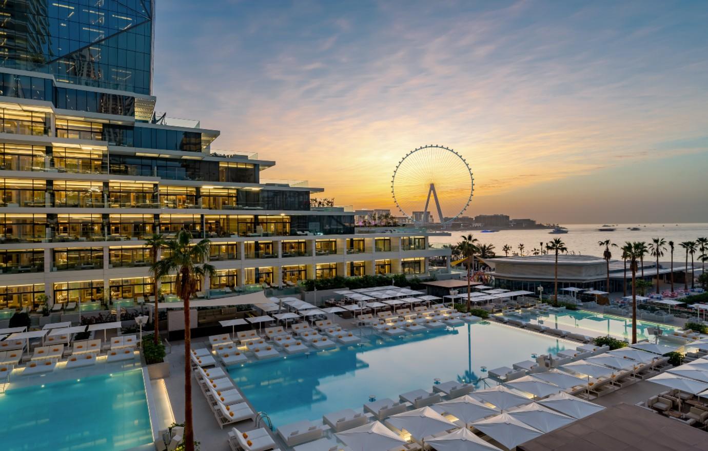 five-luxeexterior1-1740061066329 FIVE LUXE, DUBAI