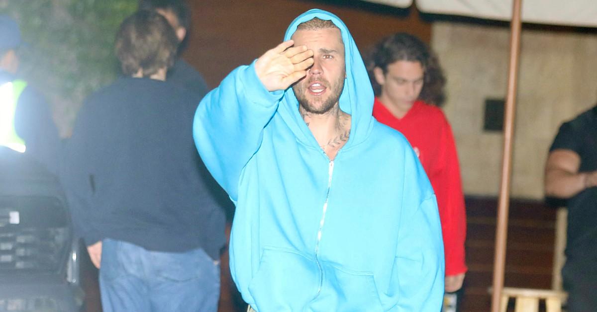 how-justin-biebers-new-gun-obsession-is-leaving-his-family-and-inner-circle-totally-spooked44-1759948852188 Photo of Justin Bieber