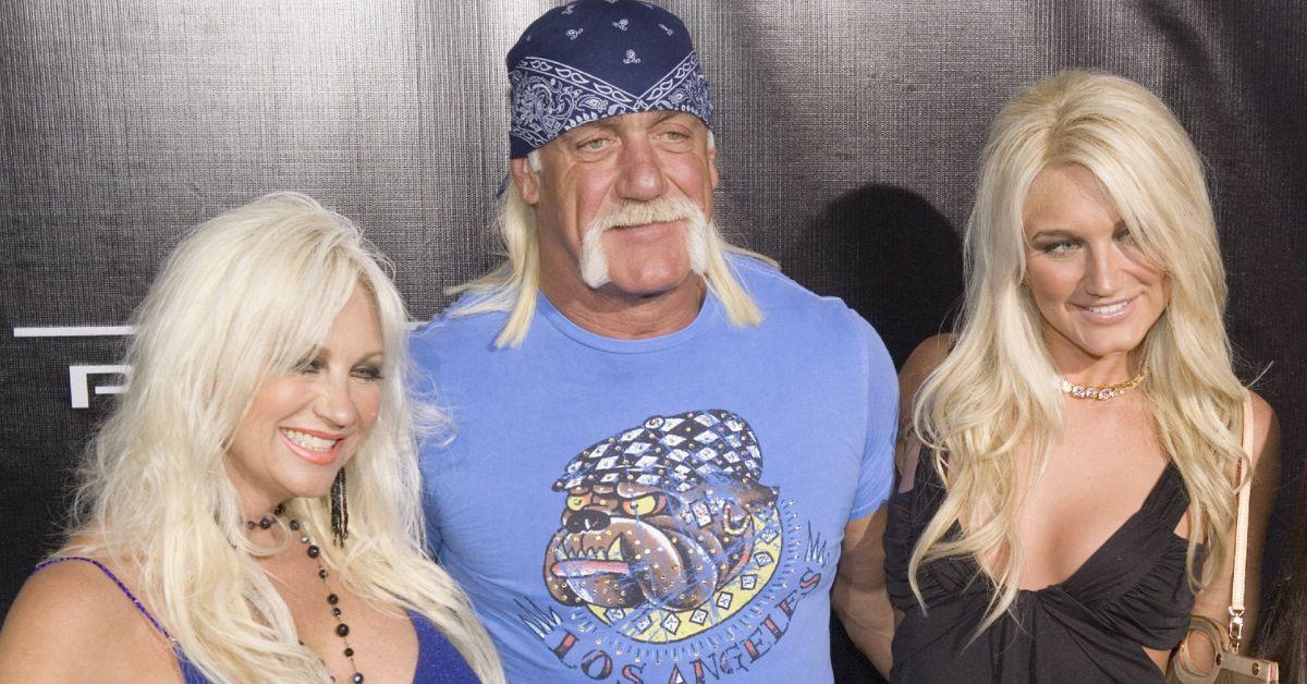 hulk-hogans-deathbed-apology-brooke-family-feud-before-passing-3-1755256572741 Linda Hogan remains estranged from daughter Brooke despite her peace with Hulk.