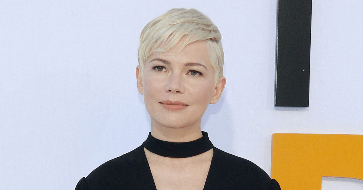 inside-michelle-williams-healing-journey-17-years-after-heath-ledgers-death-1757444716725 Photo of Michelle Williams