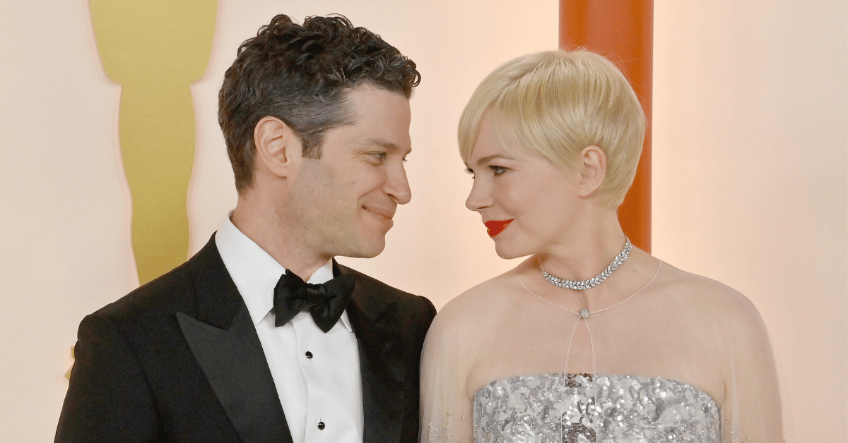 inside-michelle-williams-healing-journey-17-years-after-heath-ledgers-death-3-1757444705421 Photo of Michelle Williams and Thomas Kail