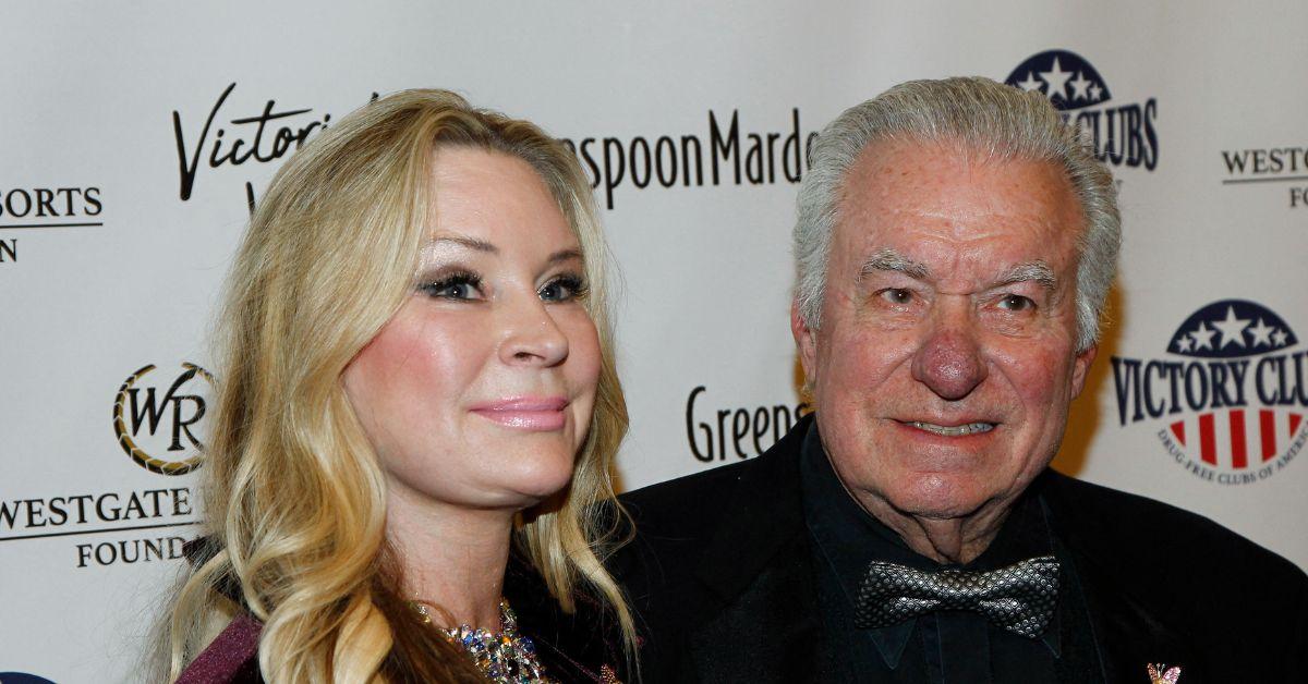 jackie-siegel-kristin-chenoweth-charlie-kirk-mourning-defended-4-1761592751713 Photo of Jackie and David Siegel