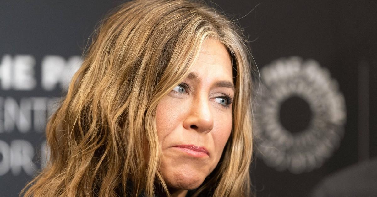 jennifer-aniston-at-center-of-cash-con-fears5-1756914394761 Photo of Jennifer Aniston