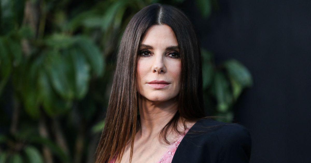 jennifer-aniston-reveals-plastic-surgery-secrets-after-years-denial-2-1758285319948 Sandra Bullock was seen with Jennifer Aniston leaving a luxury plastic surgery retreat in Connecticut.