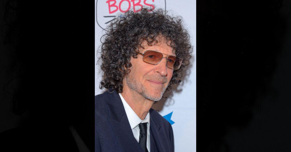 jennifer-lopez-alex-rodriguez-cheating-question-involving-madison-lecroy-uncomfortable-3-1760637389670 Photo of Howard Stern