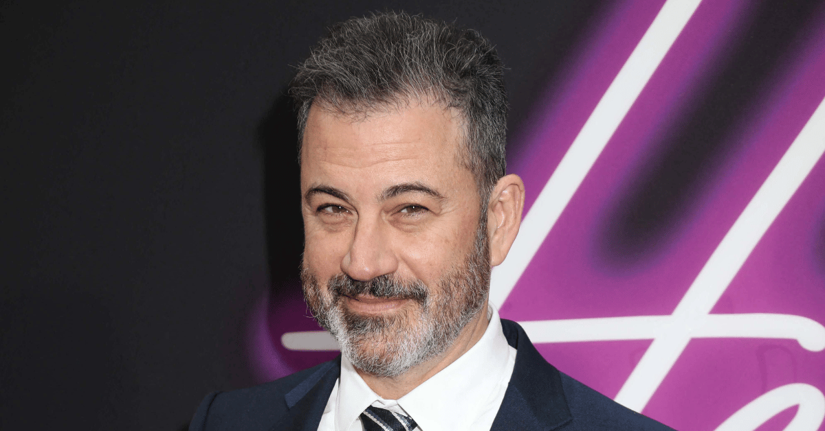 jimmy-kimmel-would-love-to-host-trump-on-late-night-show-3-1760042969901 Photo of Jimmy Kimmel