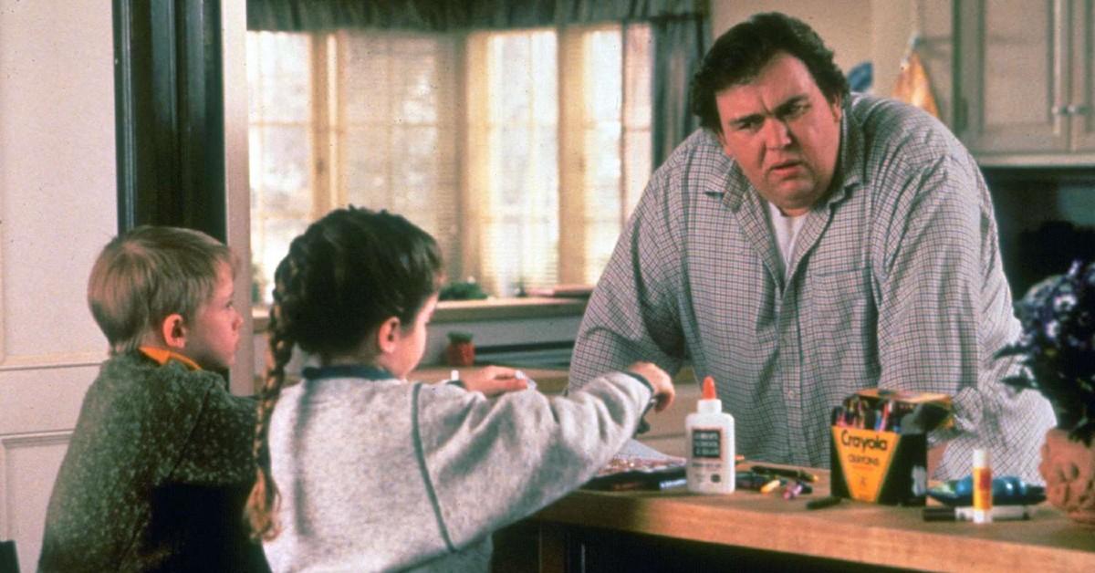 john-candys-uncle-buck-performance-was-aimed-at-macaulay-culkins-monstrous-dad-universal-2-1757956850703 Photo of John Candy on 'Uncle Buck'