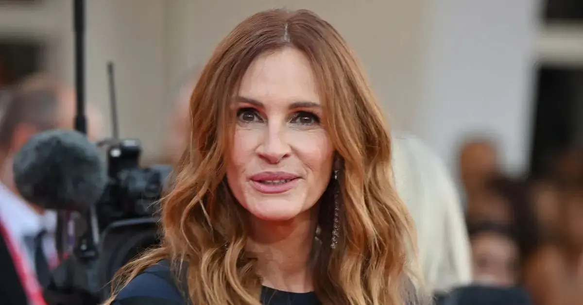 julia-roberts-strained-family-relationships-1761671450894 Photo of Julia Roberts
