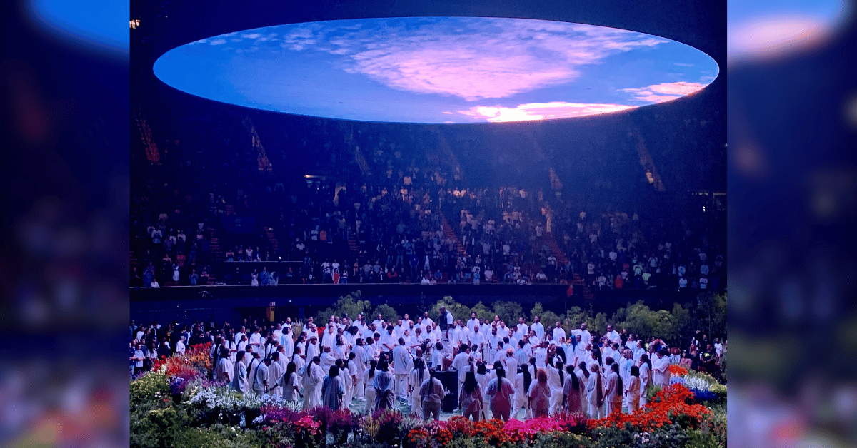 kanye-wests-terrifying-meltdowns-captured-in-chilling-new-documentary-2-1755191964017 Photo of Ye's 'Sunday Service ' at the Los Angeles Forum in 2019.