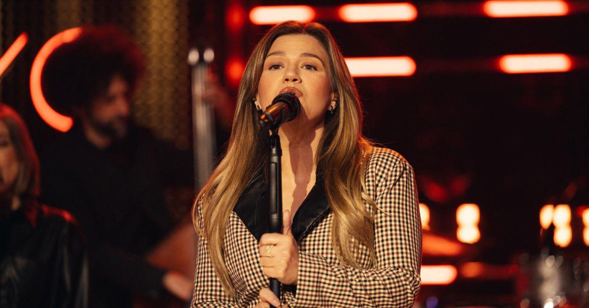 kelly-clarkson-season-7-return-date-1757100884574 Photo of Kelly Clarkson