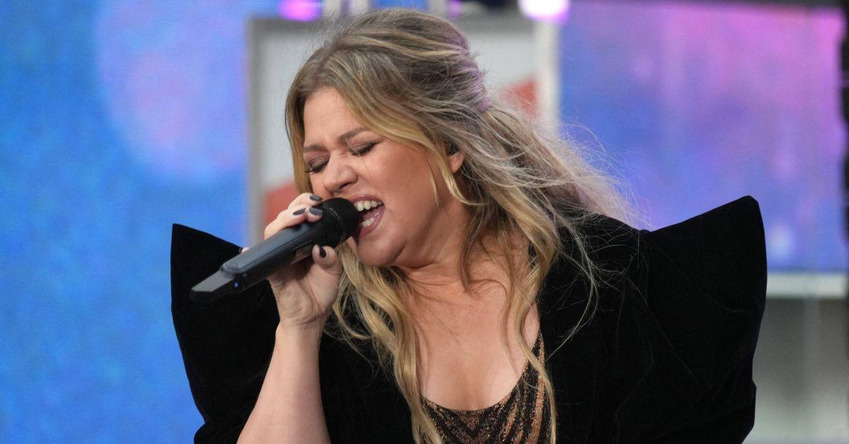 kelly-clarkson-shattered-brandon-blackstocks-death-cancer-3-1756122245097 Insiders reveal Clarkson canceled Las Vegas shows while asking bosses for more time off.