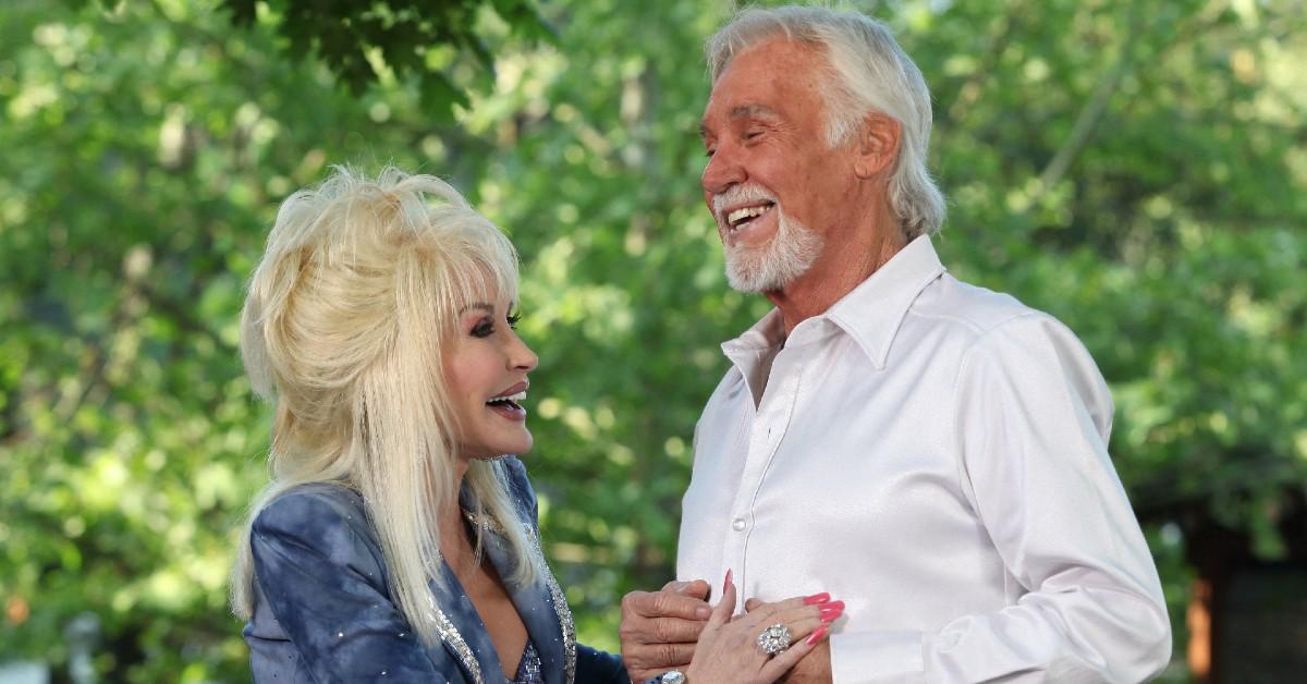 kenny-rogers-dolly-parton-reba-mcentire-friendship-feud-jealousy3-1755805819374 Photo of Dolly Parton and Kenny Rogers