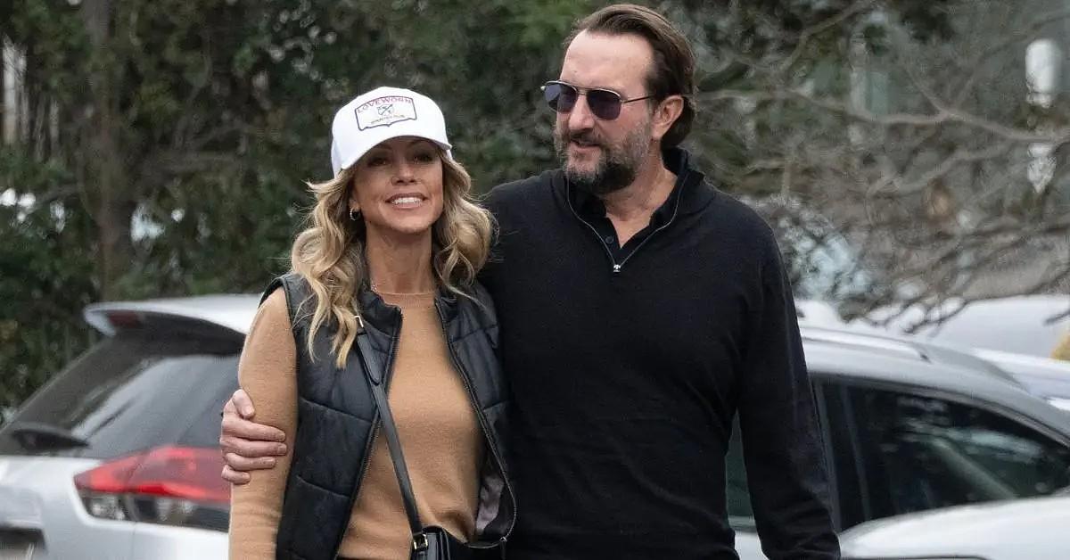 kevin-costner-ex-wife-christine-baumgartner-marries-josh-connor1-1760970280824 Photo of Christine Baumgartner and Josh Connor