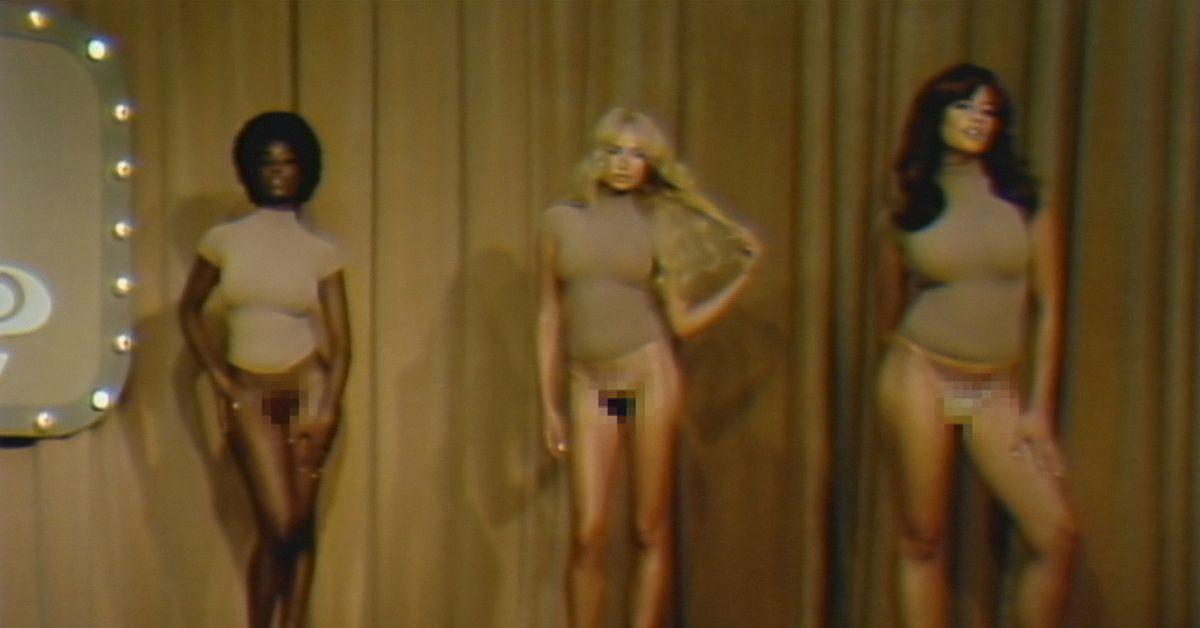 kim-karadashian-new-skims-ultimate-bush-underwear-collection-leaves-fans-in-disgust-3-1760474670601 Photo of Skims ad