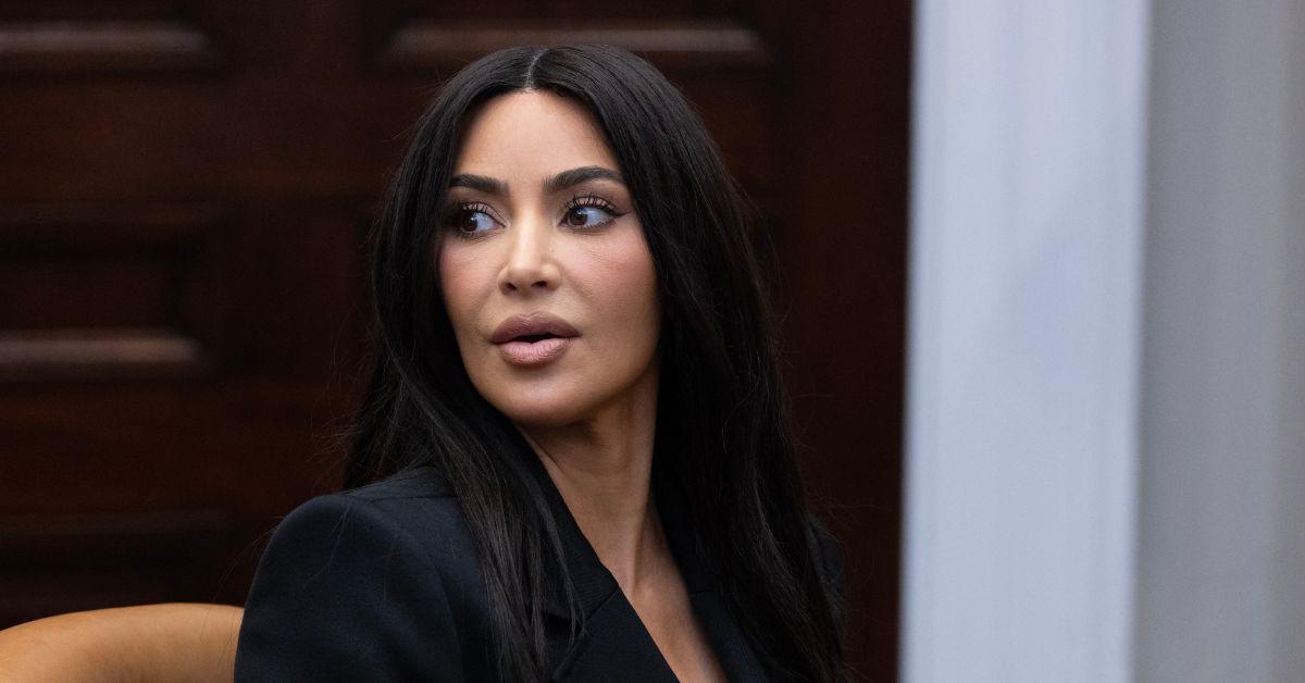 kim-kardashian-moving-new-man-into-mansion-4-1738259719919 kim kardashian moving new man into mansion