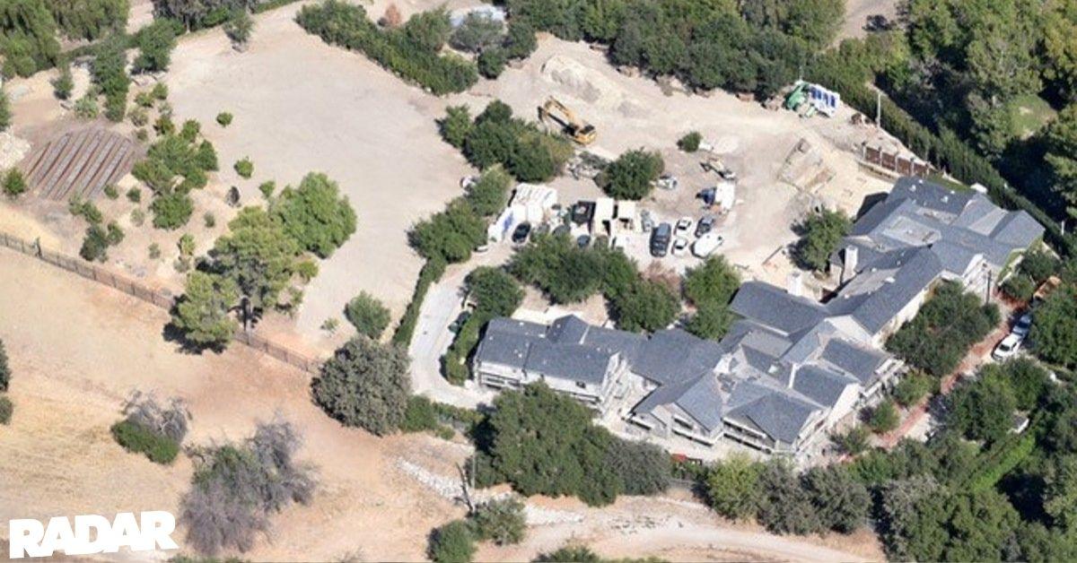 kim-kardashian-tears-down-kanye-court-radar1-1760964373852 Photo of Kim Kardashian House