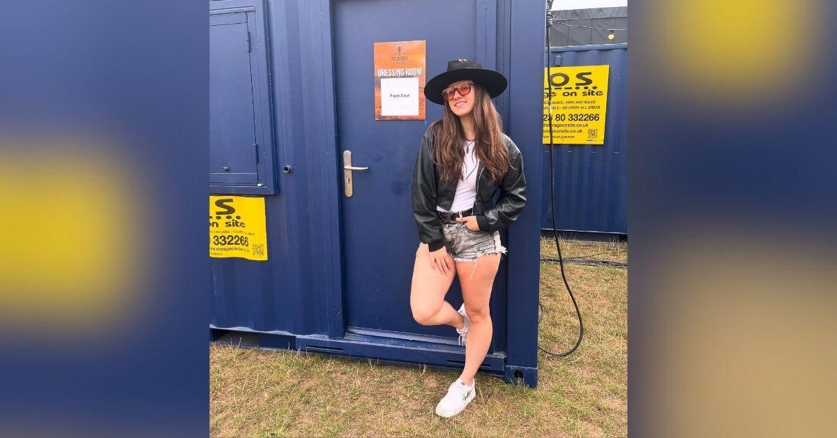 maggie-baugh-guitarist-keith-urban-nicole-kidman-inspired-lyrics-5-1760671702233 Photo of Maggie Baugh