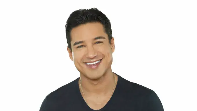 mario-lopez-2-nbc-un-iversal-1756321551509 Photo of Mario Lopez