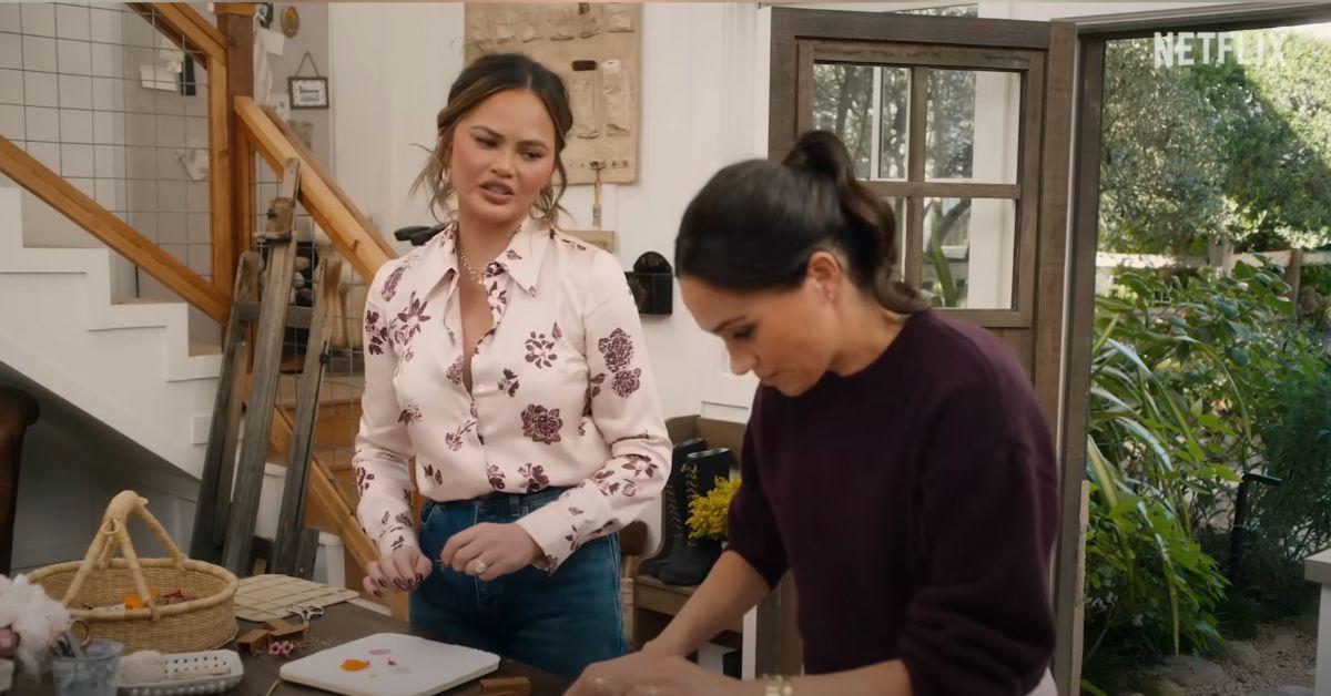 Photo of Chrissy Teigen and Meghan Markle