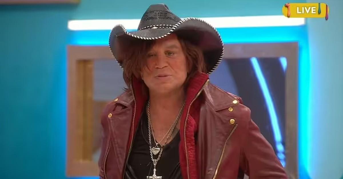 mickey rourke celebrity big brother quit show creepy passing out itv