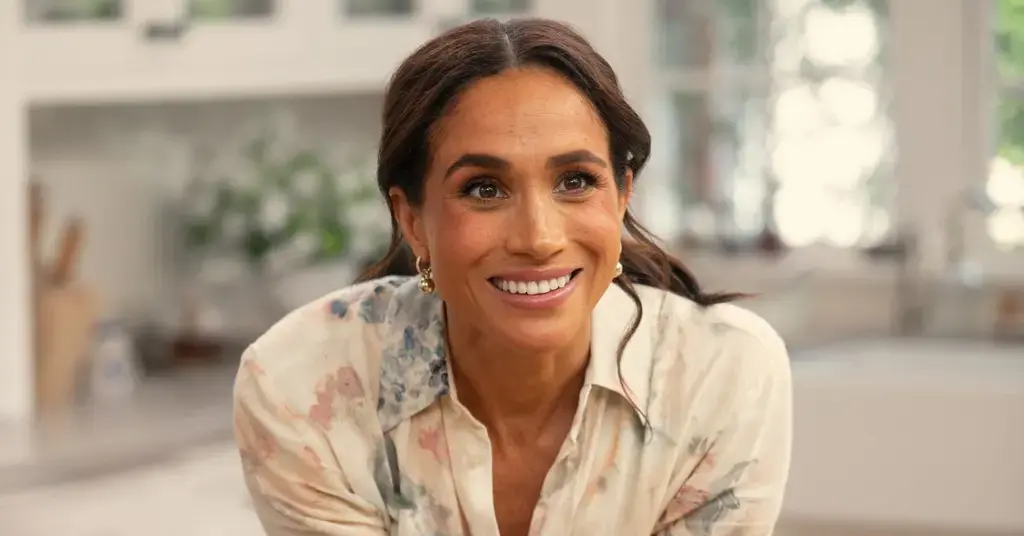 netflix-mastermind-meghan-markle-business-launches-celeb-wine-2-1750621931389 Photo of Meghan Markle
