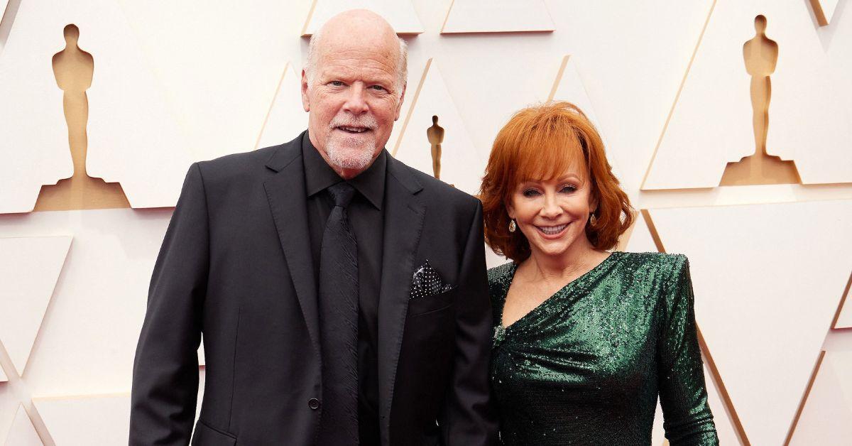 reba-mcentire-engaged-rex-linn-proposed-dolly-parton-help-2-1759134946458 Linn and McEntire reconnected in 2020 following the death of her mother.