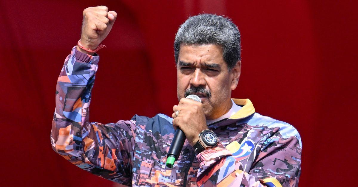 rigged-miss-universe-scandal-gloria-estefan-niece-wins-crown-2-1754061774284 Venezuela's President, Nicolas Maduro, slammed Miss Universe after Amanda Dudamel lost the crown.