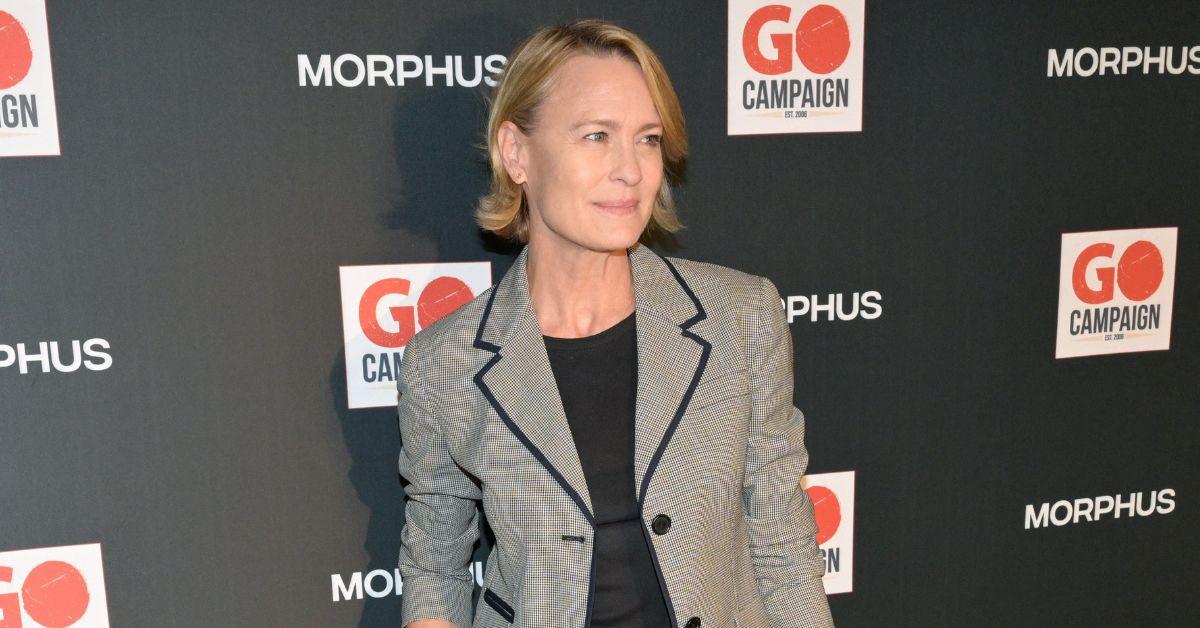 robin-wright-mocked-for-moving-to-england-1756838317943 Photo of Robin Wright