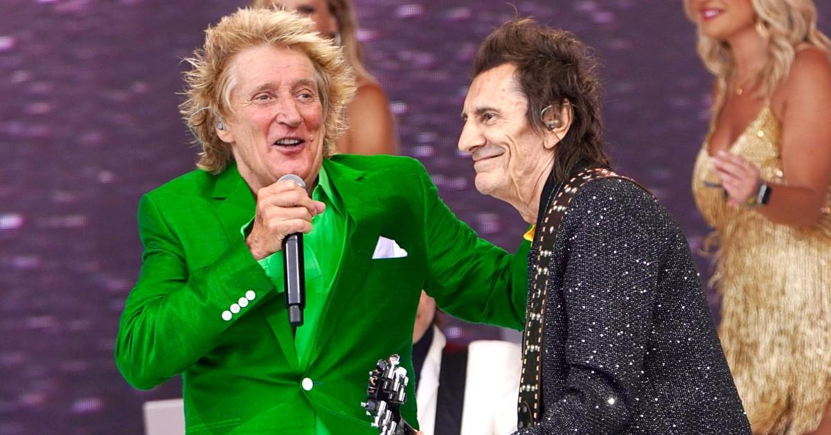 ronnie-wood-78-and-rod-stewart-80-writing-farewell-album-together-as-they-near-twilight-years3-1761239176476 Photo of Rod Stewart and Ronnie Wood.
