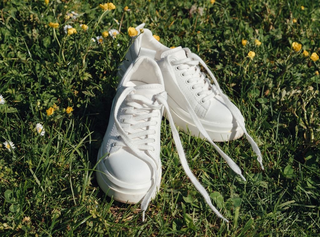 rs_1024x759-240403125839-best_white_sneakers_hero_image Shop - Best White Sneakers - Hero Image