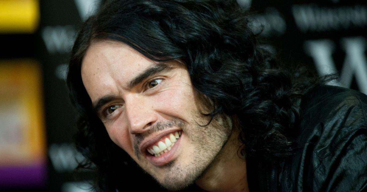 russell-brand-cozying-up-trump-4-1738853317910 russell brand cozying up trump