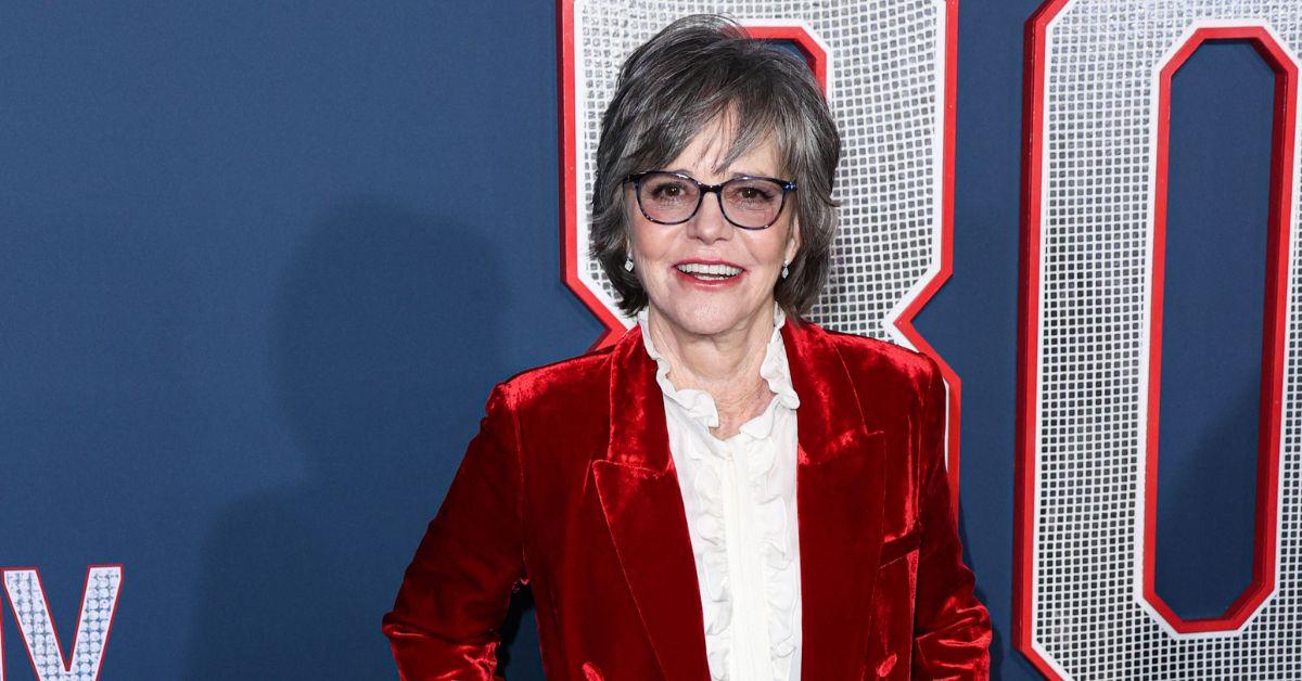 sally-field-schizophrenia-drama-16-personalities-3-1741953346351 sally field schizophrenia drama personalities