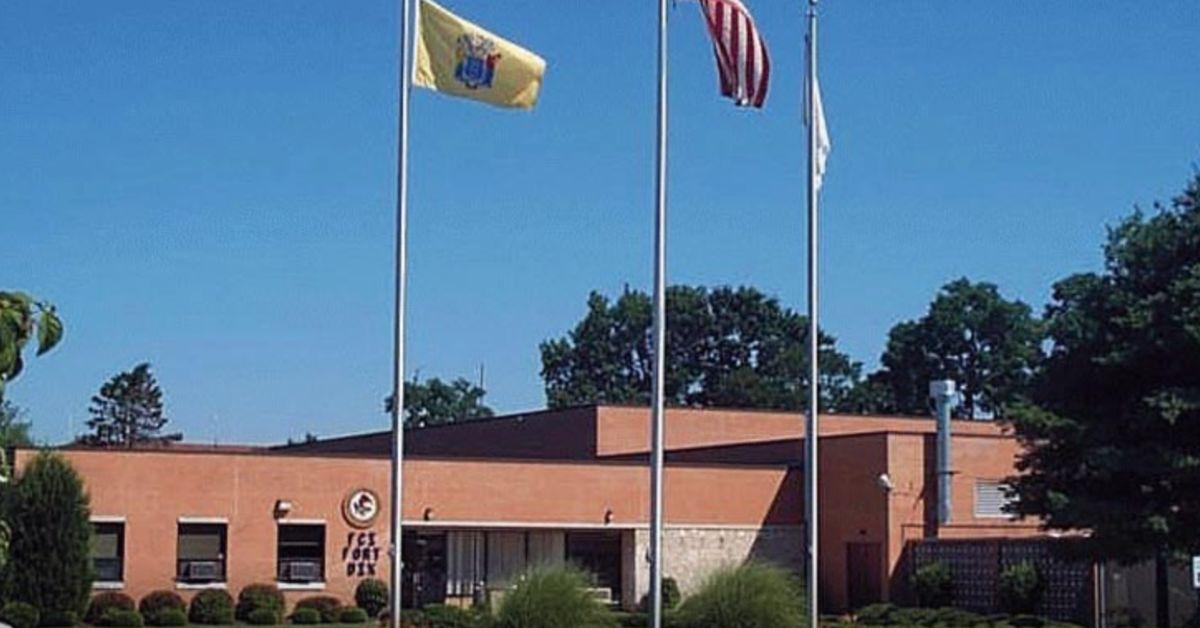 sean-diddy-combs-reports-to-prison-fort-dix-1761862734663 FCI Fort Dix