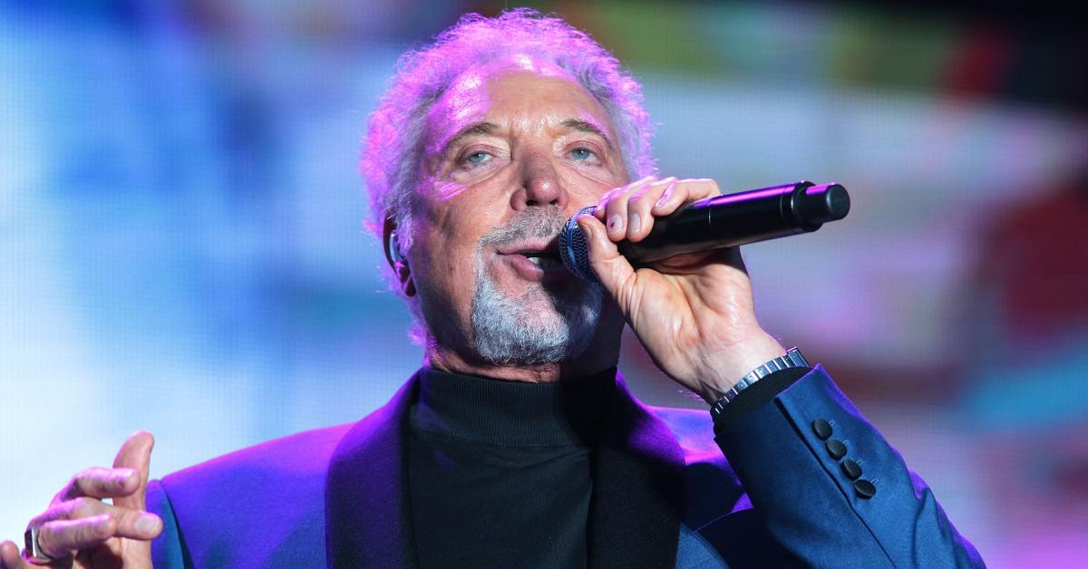 sir-tom-jones-final-regret-his-massive-guilt-over-reclusive-late-wife-5-1761066439146 Photo of Tom Jones