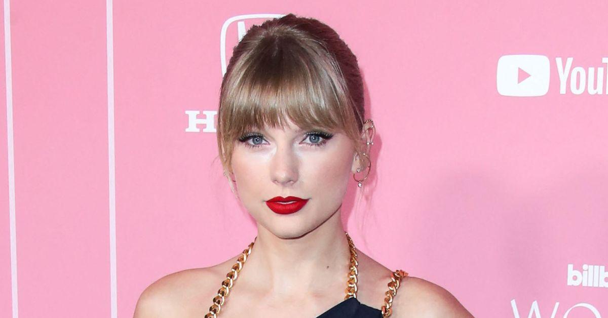 stus-image-templates-1760703819811 picture of Taylor Swift
