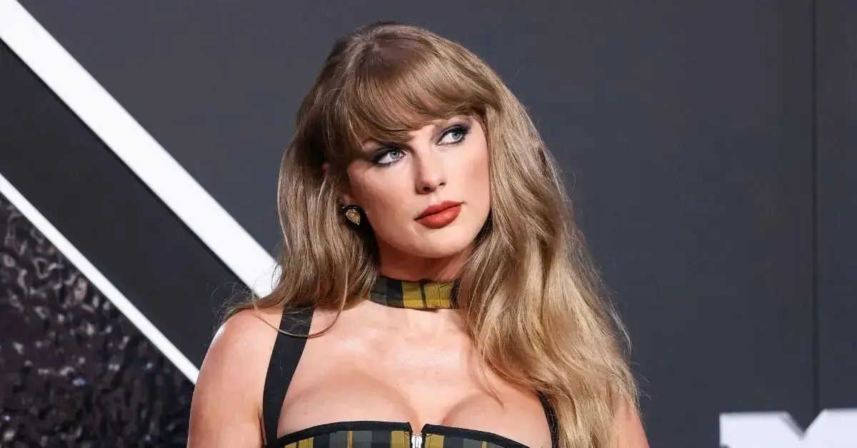 taylor-swifts-latest-blake-lively-attack-is-branded-the-most-brutal-yet7-1760111505012 Photo of Taylor Swift
