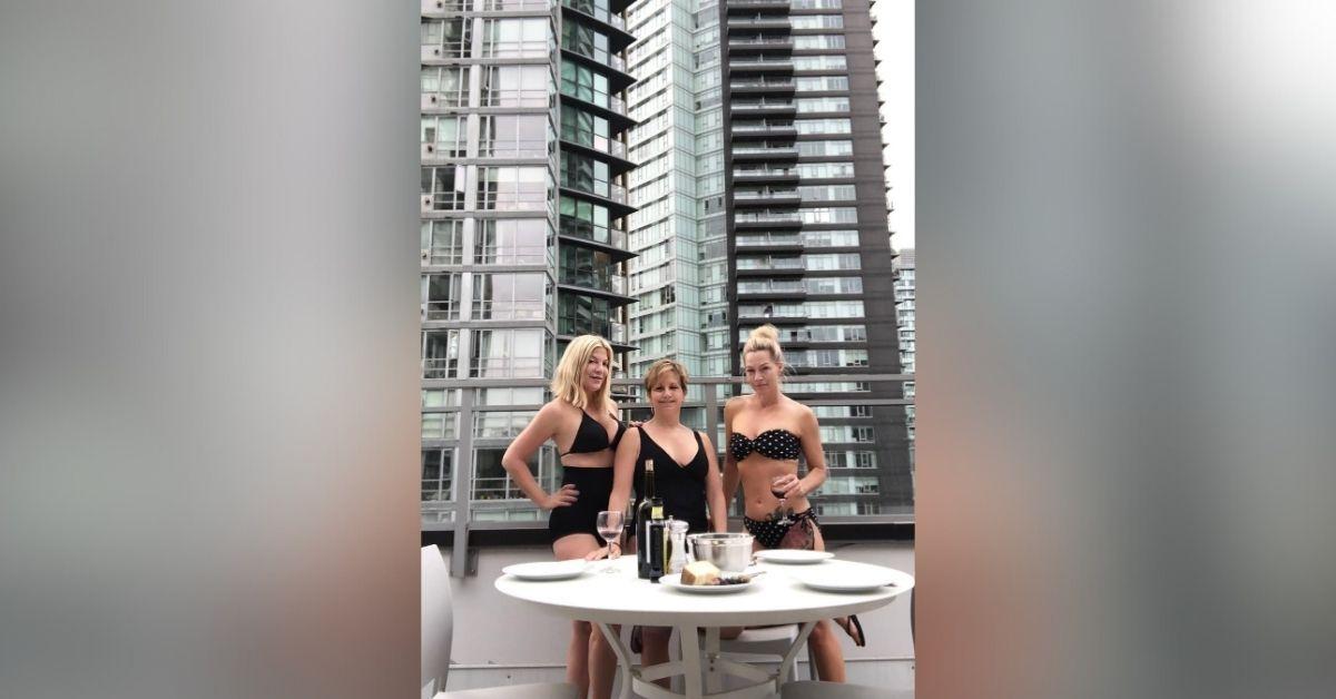 tori-spelling-sexiest-photos-10-1756421781734 Photo of Tori Spelling