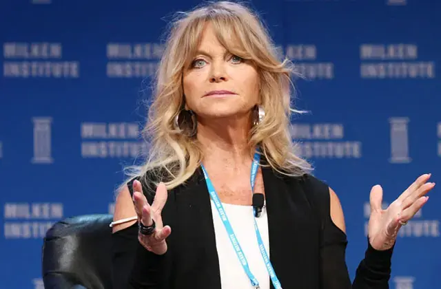 unrecognizable-goldie-hawn-and-kurt-russell2-1729094382955 Photo of Goldie Hawn