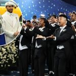 Met Gala 2025: Watch a Gospel Choir Impress Anna Wintour, Colman Domingo and Lewis Hamilton