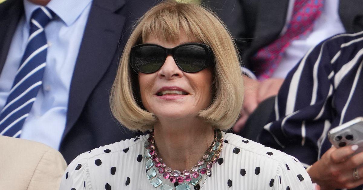 vogue-anna-wintour-reveals-reason-sunglasses-indoors-trademark-look-3-1733341678315 vogue anna wintour reveals reason sunglasses indoors trademark look